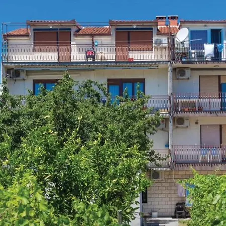 Jana Apartament *